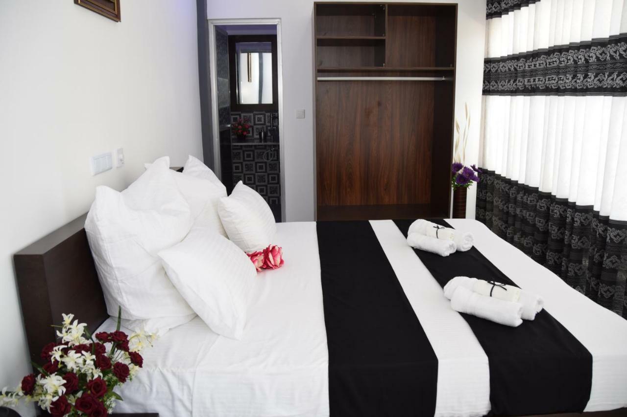 Hotel Agape Mannar Exterior foto